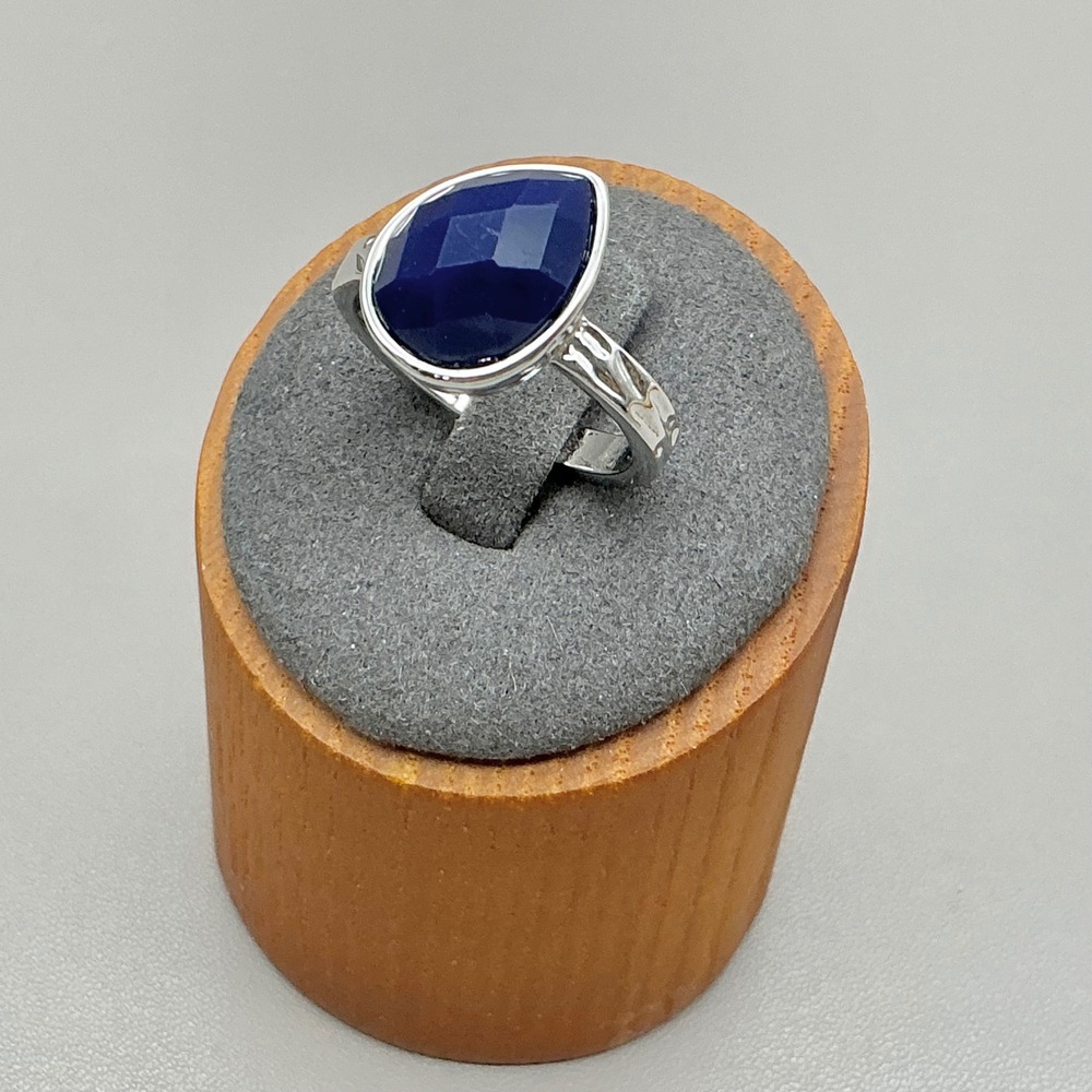 Premier Designs Ring Size 9 Blue Teardrop Faux Stone Silver Tone Textured Band